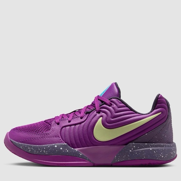 EUC Ja 2 Nike Basketball Sneakers - Picture 2 of 7